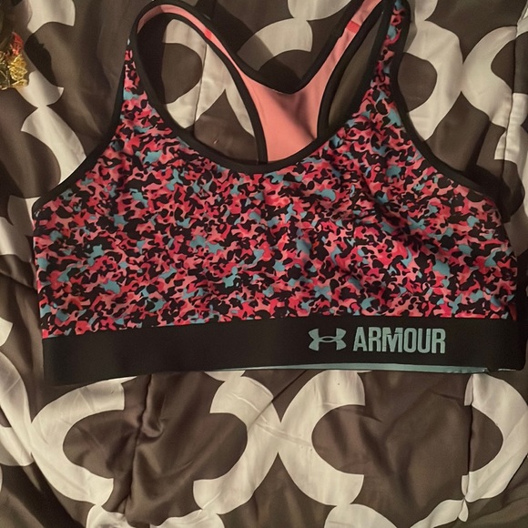 I am selling a lightly used sports bra
